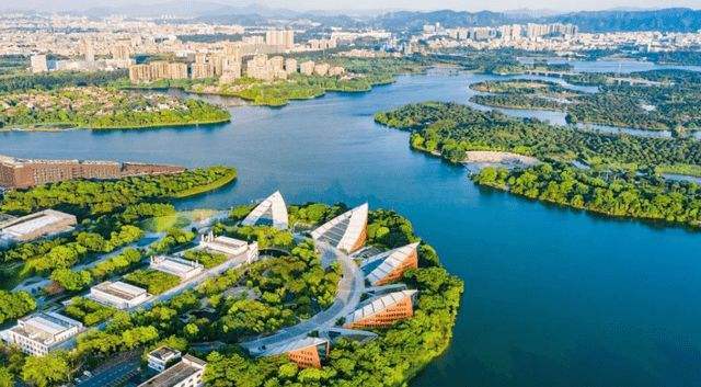 华为基地旁【万象悦府】4栋花园亏本甩卖5680一平(图2) 华为基地旁【万象悦府】4栋花园亏本甩卖5680一平(图2)